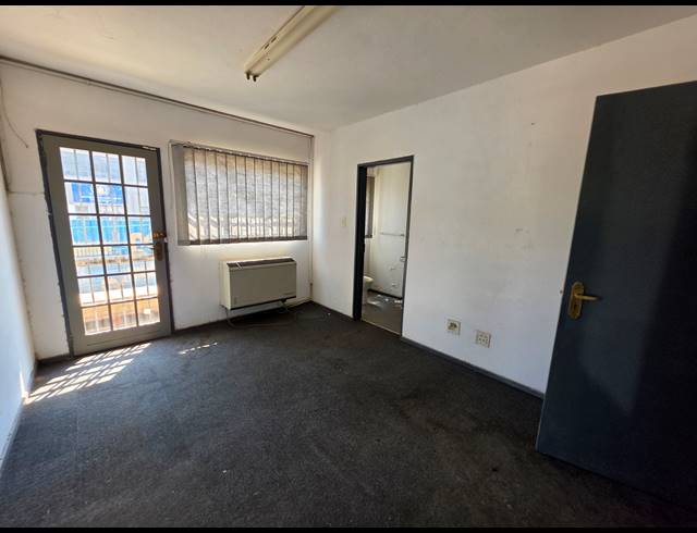460M² MINI FACTORY TO LET IN KYA SANDS